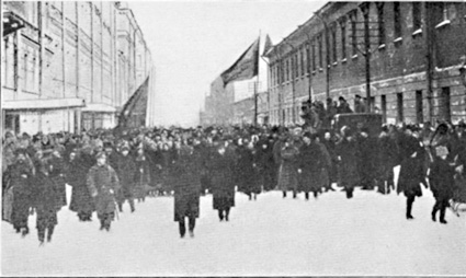Manif Petrograd mars 1917